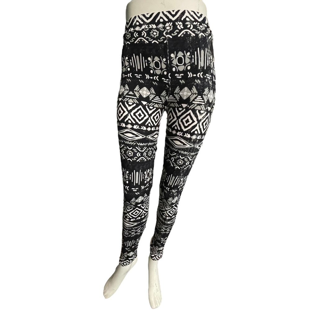 Poof NY Apparel Leggings Size Small